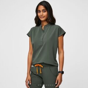 MOSS FIGS SCRUBS SET